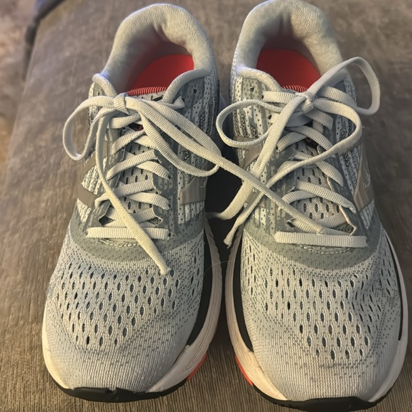 New balance 960 running shoes - Picture 4 of 6